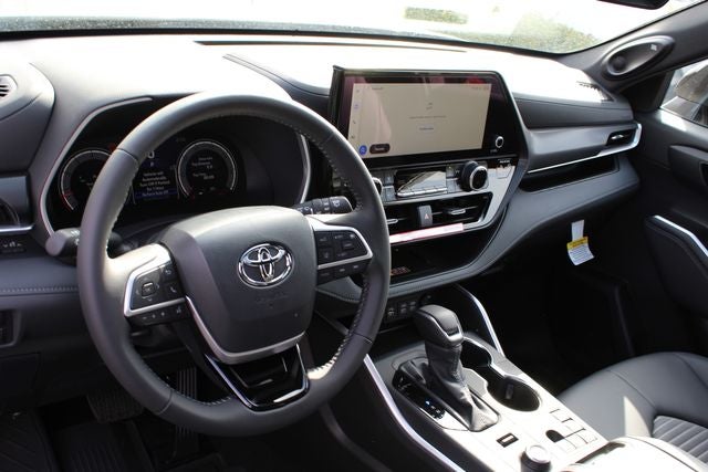 2026 Toyota Highlander XSE