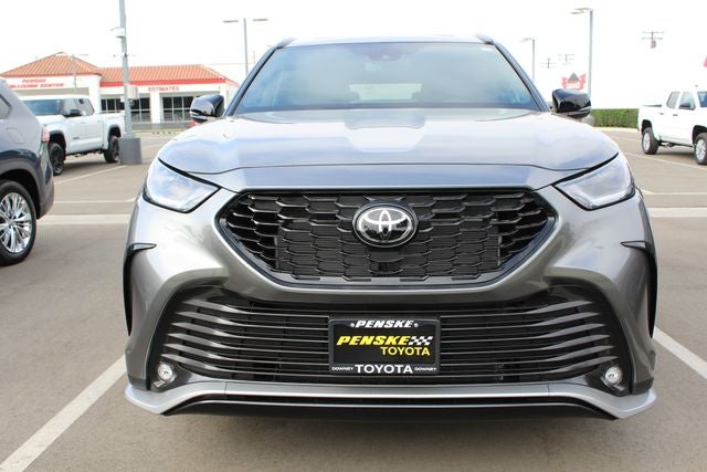 2026 Toyota Highlander XSE
