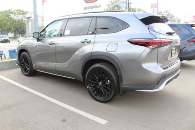 2026 Toyota Highlander XSE