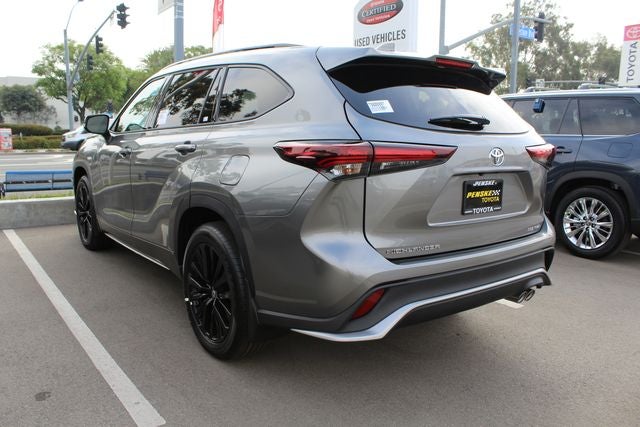 2026 Toyota Highlander XSE