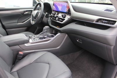 2026 Toyota Highlander Limited