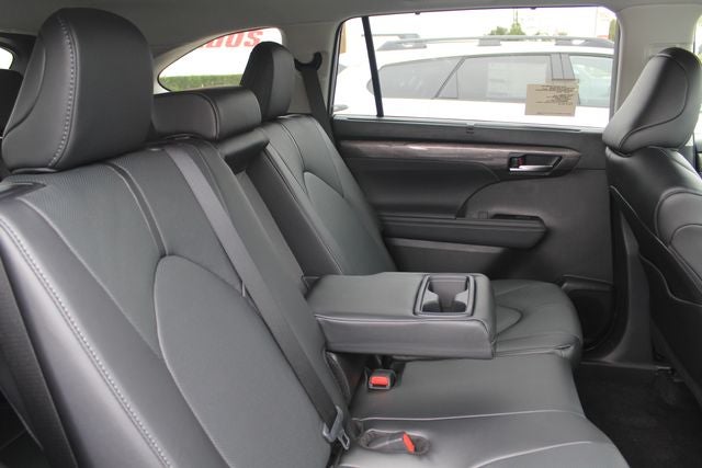 2026 Toyota Highlander Limited