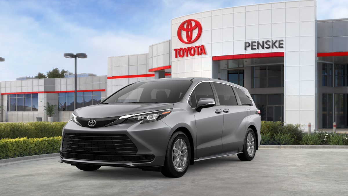 2026 Toyota Sienna LE