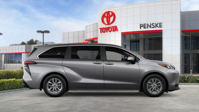 2026 Toyota Sienna LE