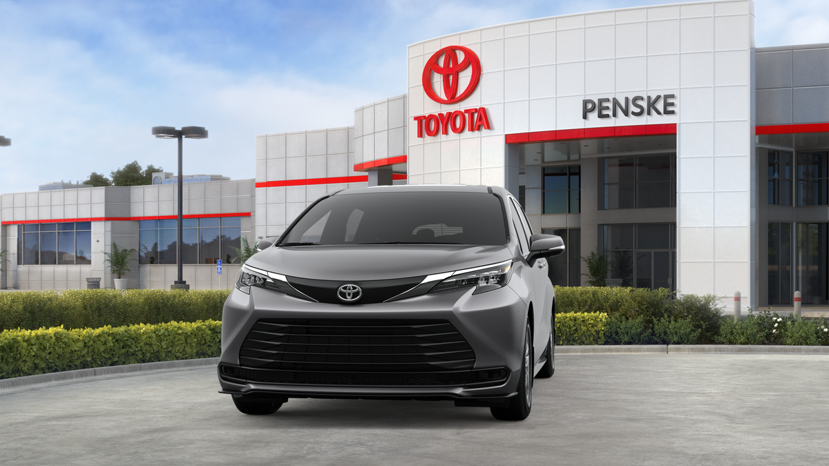 2026 Toyota Sienna LE