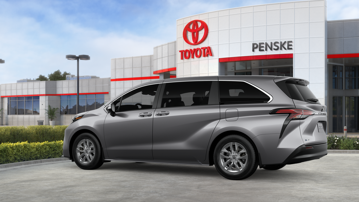 2026 Toyota Sienna LE