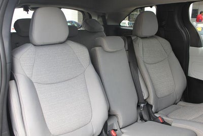 2026 Toyota Sienna LE 8 Passenger