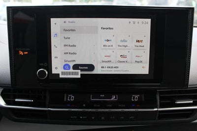 2026 Toyota Sienna LE 8 Passenger