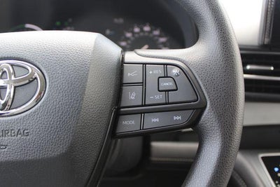 2026 Toyota Sienna LE 8 Passenger
