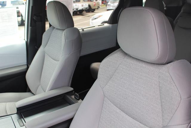 2026 Toyota Sienna LE 8 Passenger