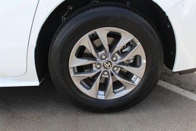 2026 Toyota Sienna LE 8 Passenger