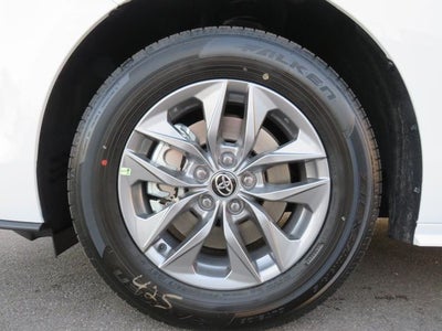 2026 Toyota SIENNA LE LE 8 Passenger