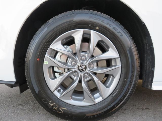 2026 Toyota SIENNA LE LE 8 Passenger