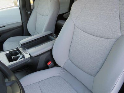 2026 Toyota SIENNA LE LE 8 Passenger