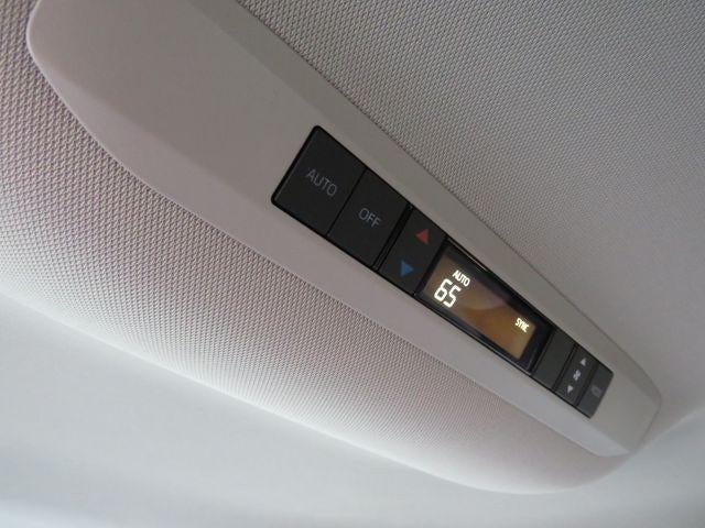 2026 Toyota SIENNA LE LE 8 Passenger