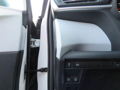 2026 Toyota SIENNA LE LE 8 Passenger