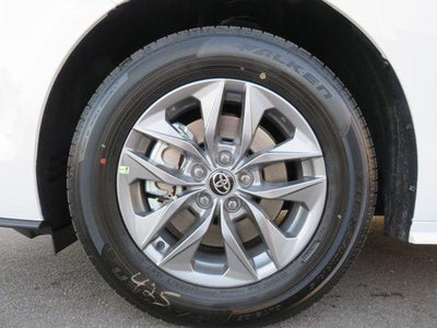 2026 Toyota SIENNA LE LE 8 Passenger