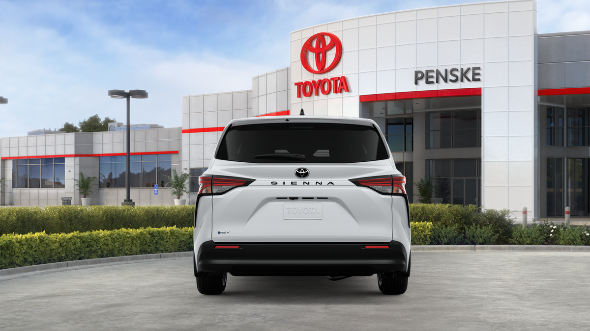 2026 Toyota Sienna LE
