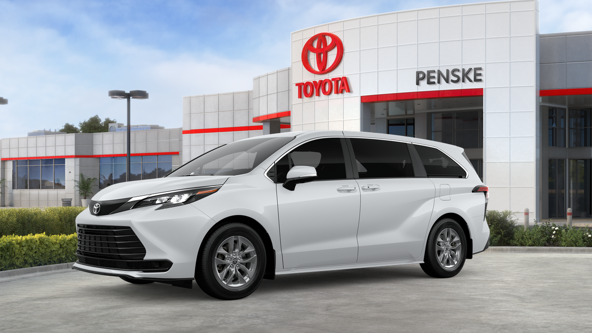 2026 Toyota Sienna LE