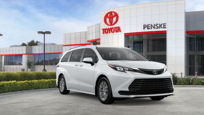 2026 Toyota Sienna LE