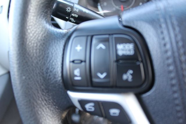 2017 Toyota Sienna LE 8 Passenger