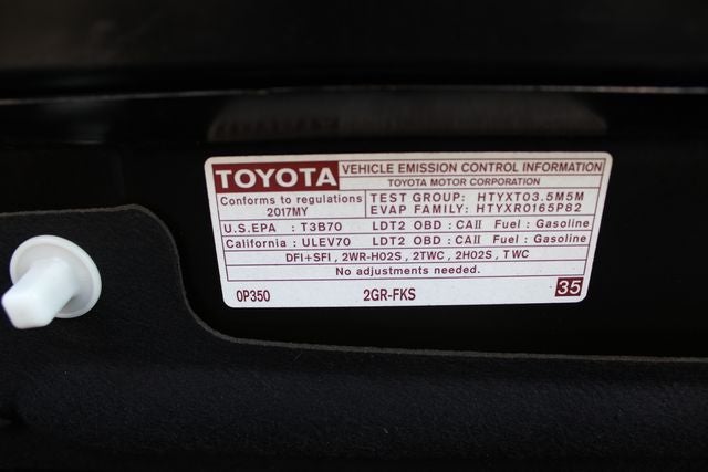 2017 Toyota Sienna LE 8 Passenger