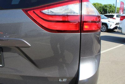 2017 Toyota Sienna LE 8 Passenger