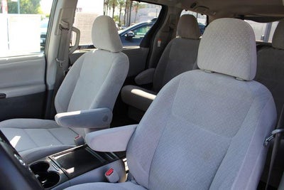 2017 Toyota Sienna LE 8 Passenger