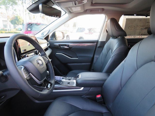 2026 Toyota Highlander Hybrid Hybrid Limited