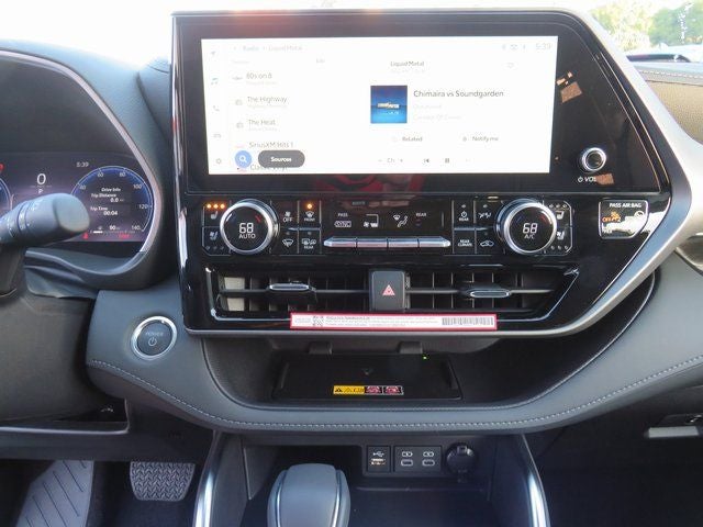 2026 Toyota Highlander Hybrid Hybrid Limited