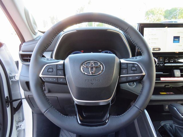2026 Toyota Highlander Hybrid Hybrid Limited