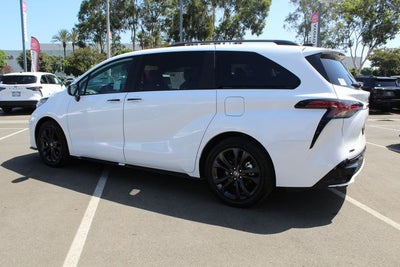 2026 Toyota Sienna XSE 7 Passenger