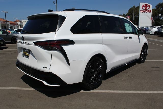 2026 Toyota Sienna XSE 7 Passenger