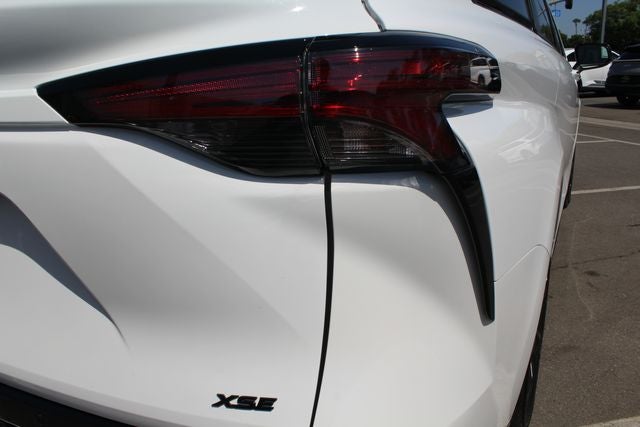 2026 Toyota Sienna XSE 7 Passenger