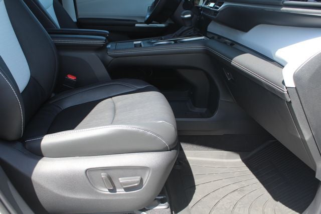 2026 Toyota Sienna XSE 7 Passenger