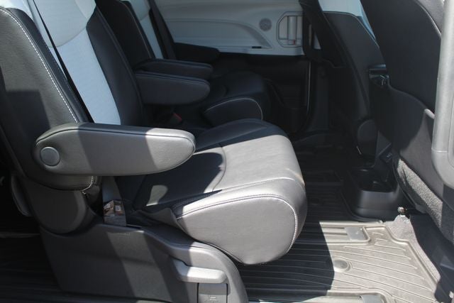 2026 Toyota Sienna XSE 7 Passenger