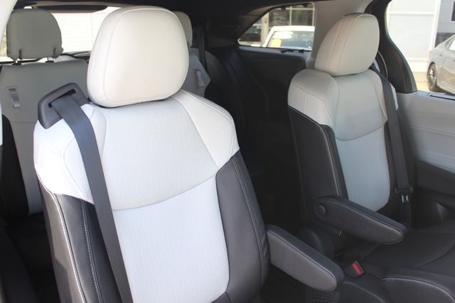 2026 Toyota Sienna XSE 7 Passenger