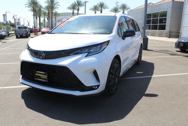 2026 Toyota Sienna XSE 7 Passenger