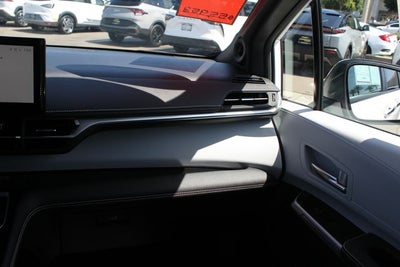2026 Toyota Sienna XSE 7 Passenger