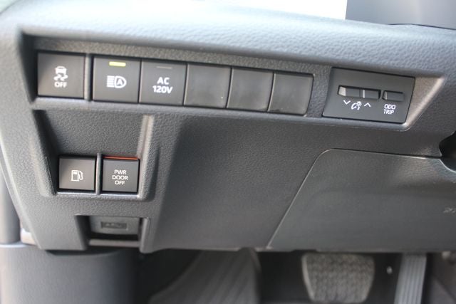 2026 Toyota Sienna XSE 7 Passenger