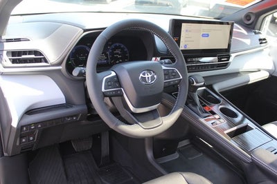 2026 Toyota Sienna XSE 7 Passenger