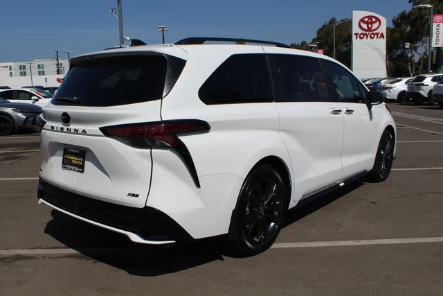 2026 Toyota Sienna XSE 7 Passenger