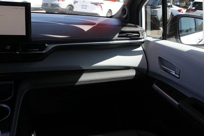2026 Toyota Sienna XSE 7 Passenger