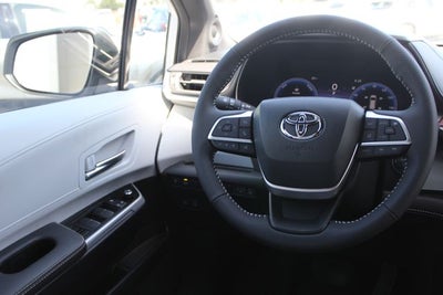 2026 Toyota Sienna XSE 7 Passenger