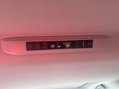 2026 Toyota SIENNA XLE XLE 8 Passenger
