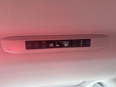 2026 Toyota SIENNA XLE XLE 8 Passenger