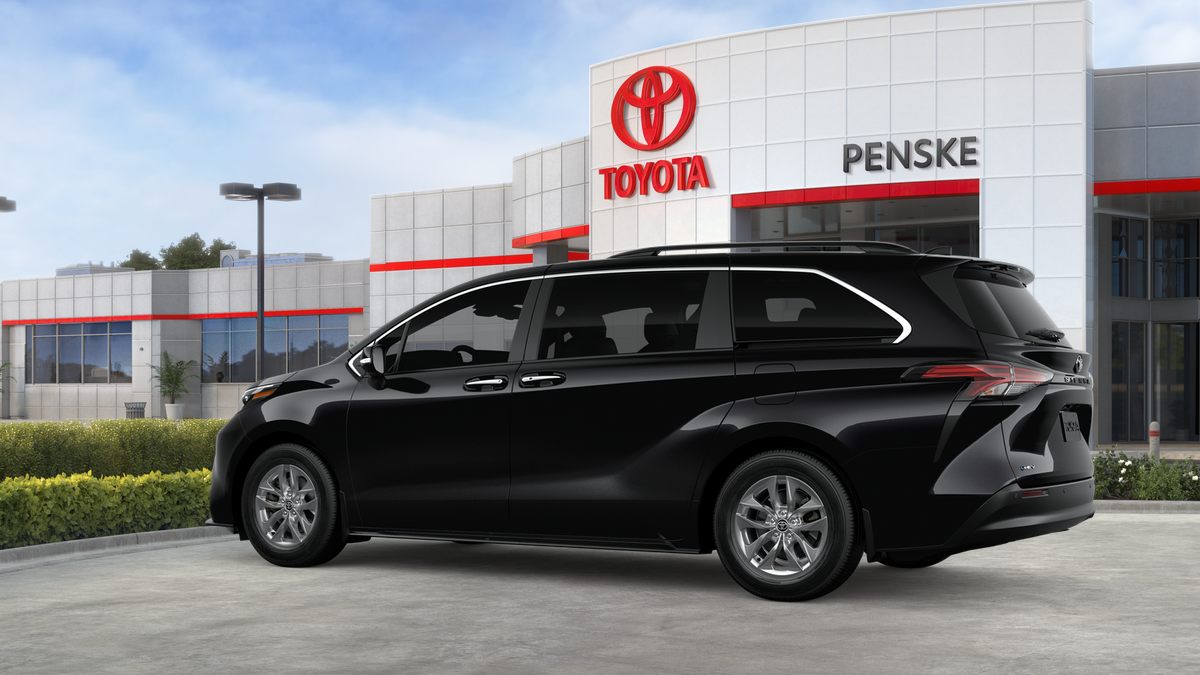 2026 Toyota Sienna XLE