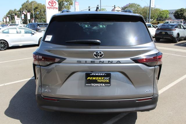 2026 Toyota Sienna XLE 8 Passenger