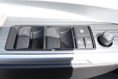 2026 Toyota Sienna XLE 8 Passenger