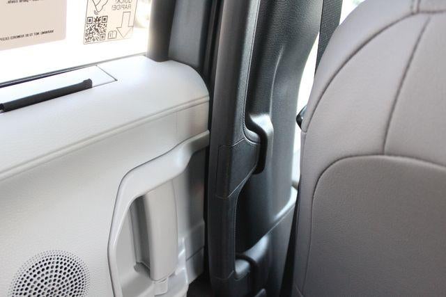 2026 Toyota Sienna XLE 8 Passenger